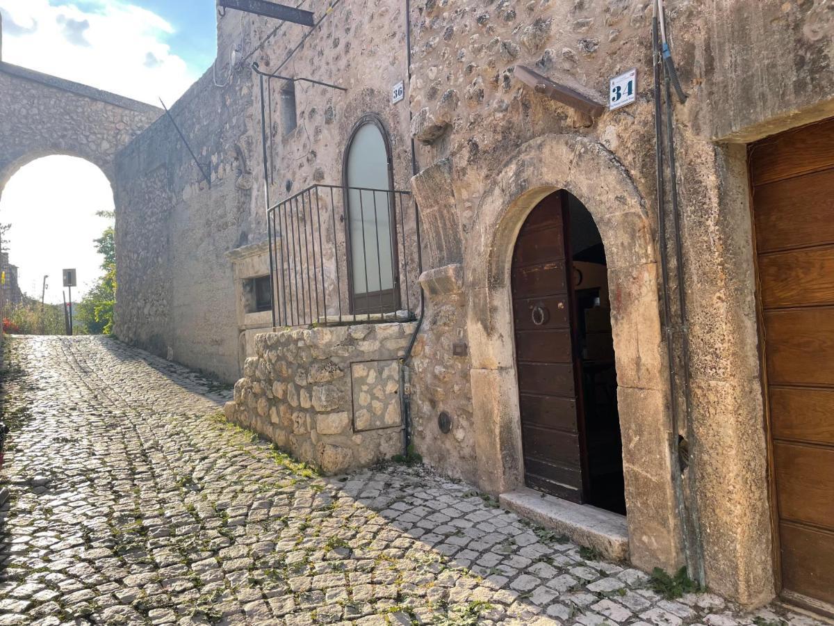サント・ステーファノ・ディ・セッサーニオ Terra Della Baroniaヴィラ エクステリア 写真